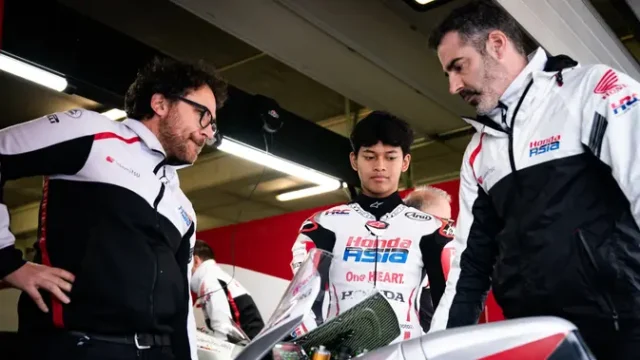 Veda-Ega-Pratama-Tembus-Tiga-Besar-Siap-Rebut-Pole-Position-di-Moto3-Inggris-2026-1