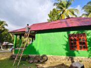 Wujud Nyata Kepedulian TNI AD, Satgas TMMD Ke-129 Kodim 1807/Sorong Selatan Percepat Rehab RTLH Milik Ibu Diana