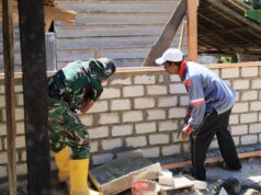 Satgas TMMD ke-129 Kodim 1505/Tidore Bangun Rumah Layak Huni untuk Warga Kurang Mampu di Wasile Tengah