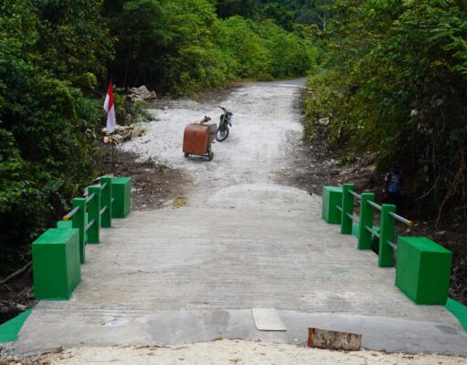 Jembatan Rampung, Akses Warga Semakin Lancar, Bukti Nyata TMMD Ke-129 Hadirkan Manfaat untuk Kampung Sesor