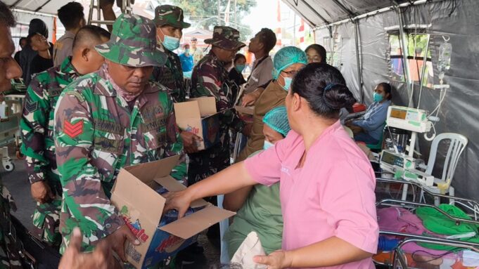 TNI Kerahkan Personel, Hercules, dan KRI Bantu Masyarakat Terdampak Gempa NTT