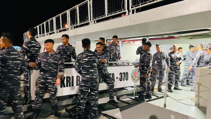 Totalitas, TNI Kerahkan 4.477 Personel dan 27 Alutsista Bantu Korban Terdampak Gempa NTT