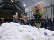 Hari Keenam Pascagempa, TNI Kerahkan 5.254 Personel dan Salurkan 293 Ton Bantuan untuk NTT
