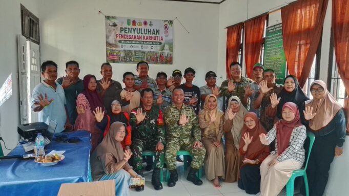 Tingkatkan Kesadaran Bahaya Karhutla, TNI Kembali Laksanakan Penyuluhan Pencegahan Karhutla di Kabupaten Sambas