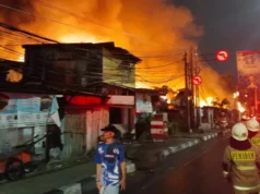 150 Warga Kehilangan Tempat Tinggal Usai Kebakaran di Kebayoran Lama