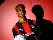 AC Milan Rekrut Omari Hutchinson Gantikan Leao yang Hengkang ke Galatasaray