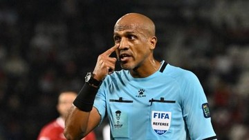 Ahmed-Al-Kaf-Pensiun-Wasit-Kontroversial-Bahrain-vs-Indonesia-Akhiri-Karier-20-Tahun