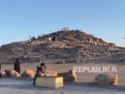 Arab Saudi Temukan Cadangan Uranium dan Tanah Jarang Terbesar di Dunia di Madinah