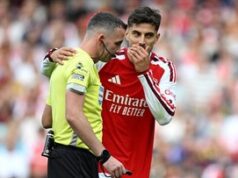 Arsenal Kalahkan Chelsea 2-1, Kontroversi Wasit Sorotan