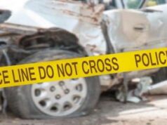 Avanza Ugal-ugalan Tabrak Dua Motor di Jakbar, Dua Pengendara Luka