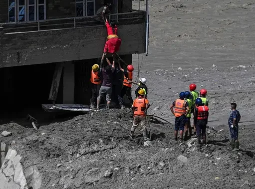 Banjir Bandang di Perbatasan Nepal-Tibet Tewaskan 1.003 Orang