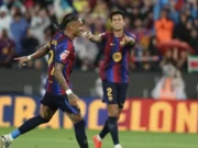 Barcelona Hajar Racing Santander 7-2, Raphinha Hattrick di Camp Nou