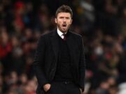 Carrick Hadapi Derbi Manchester dengan Rekor Emas