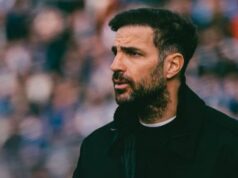 Cesc Fabregas Diprediksi Pimpin Barcelona Setelah Hansi Flick Pergi