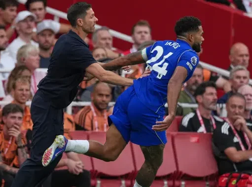 Chelsea Kalah dari Arsenal di Derby London, Kekalahan Pertama di Liga Inggris 2026/2027