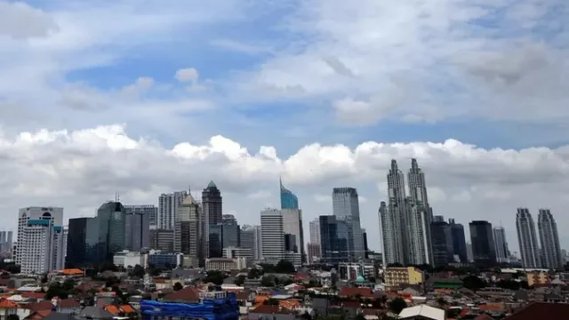 Cuaca-Hari-Ini-Berawan-Potensi-Hujan-Lebat-Meluas-di-Beberapa-Wilayah