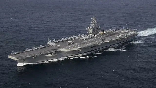 Delapan-Awak-USS-Abraham-Lincoln-Dilaporkan-Coba-Bunuh-Diri