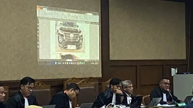 Dua-Eks-Pejabat-Kemenag-Akui-Beli-Rumah-dan-Mobil-dari-Fee-Kuota-Haji-2023