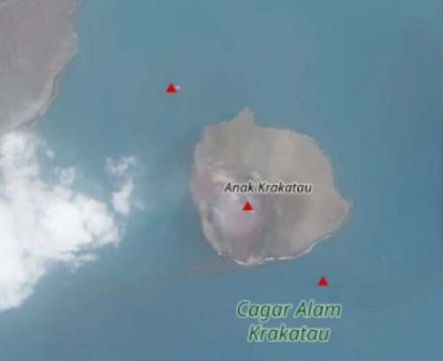 Dua-Pulau-Baru-Muncul-di-Sekitar-Anak-Krakatau-Akibat-Erupsi-Berkelanjutan