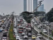 Dua Tewas dalam Kecelakaan Beruntun Empat Kendaraan di Tol Dalam Kota
