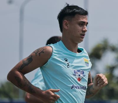 Eliano Reijnders Kembali Latihan, Persib Siap Hadapi Persija di GBK