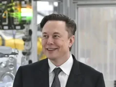 Elon Musk Pertimbangkan Beli Data Startup Bangkrut untuk Latih AI Grok