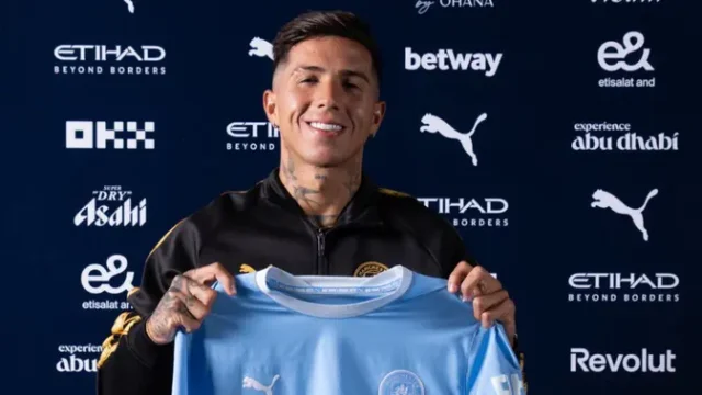 Enzo-Fernyndez-Pecahkan-Lima-Rekor-Gabung-Manchester-City-dengan-Transfer-Rp24-Triliun