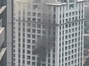 Evakuasi 33 Jiwa dari Kebakaran Pavilium Pakai Skylift