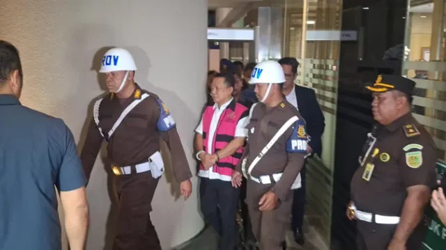 Febrie-Adriansyah-Diperiksa-10-Jam-Dicecar-50-Pertanyaan-TPPU
