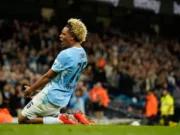Floyd Samba Meledak, Manchester City Hancurkan Norwich 5-0 di Carabao Cup