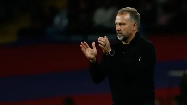 Hansi-Flick-Lampaui-Cruyff-Bawa-Barcelona-Puncaki-Klasemen-60-Pekan