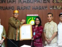 55 Motif Tenun Kre Alang Sumbawa Resmi Bersertifikat HAKI Komunal