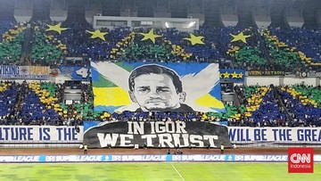 Igor Tolic Tersentuh, Bobotoh Sambut Kedatangannya dengan Tifo dan Nyanyian