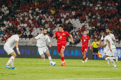 Indonesia-Unggul-1-0-atas-Singapura-lewat-Gol-Ragnar-Oratmangoen-di-Menit-ke-12