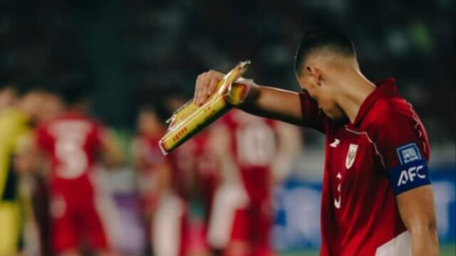 Jay-Idzes-Absen-di-ASEAN-Cup-2026-Akibat-Cedera-Paha-Dukung-Tim-dari-Kursi-Penonton