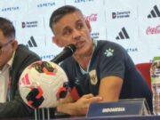 Jelang Lawan Malaysia, Herdman Peringatkan Timnas Indonesia: Jangan Terbawa Suasana