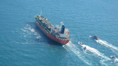 Kapal Tanker Saudi Diserang di Selat Hormuz, Dua Pelaut Filipina Tewas