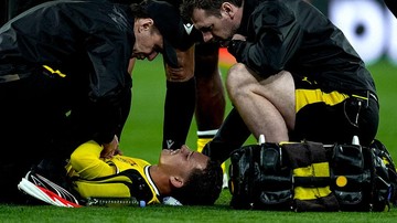 Karetsas-Dilarikan-ke-RS-Usai-Kolaps-di-Tengah-Laga-Dortmund-vs-Villarreal