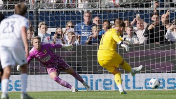 Kiper Cetak Dua Gol, Ronald Koeman Jr. Buat Sejarah di Eredivisie