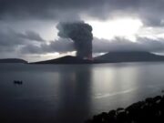 Lima Jurnalis Hilang Kontak saat Liputan Gunung Anak Krakatau