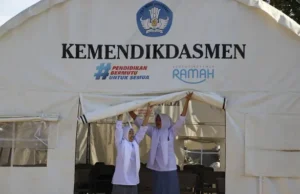 Lima Program Pemulihan Pendidikan Pascabencana di Sumatera