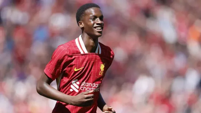 Liverpool-Tolak-Tawaran-30-Juta-Pounds-untuk-Trey-Nyoni