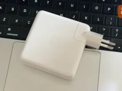 MagSafe dan USB-C: Mana Lebih Aman dan Cepat untuk Isi Daya MacBook?