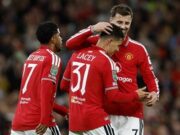 Manchester United Bertahan Hidup Lawan Fulham di Tengah Krisis Formasi