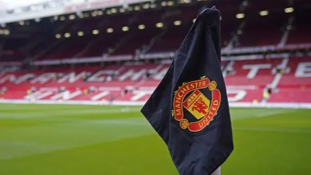 Manchester-United-Goyang-Akademi-Liverpool-dengan-Rekrut-Pemain-Muda-Isaac-Konde