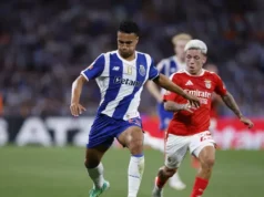 Manchester United dan Arsenal Saling Buru Bek Porto Alberto Costa