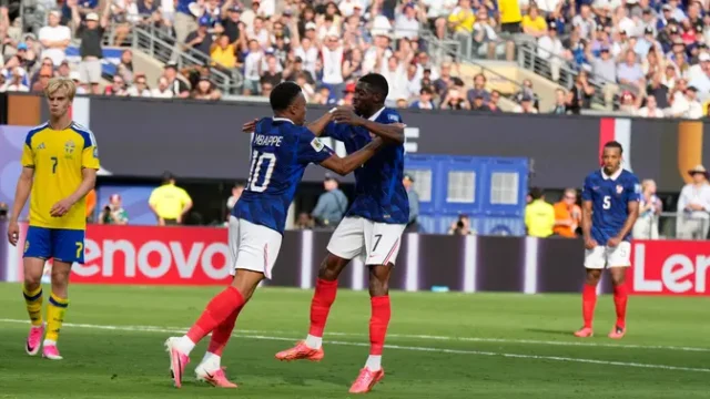 Mbappe-Cedera-Dembele-Dipercaya-Pimpin-Les-Bleus