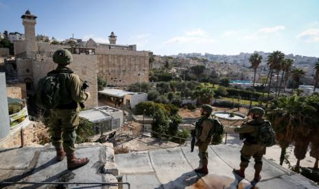 Pasukan-Israel-Tutup-Masjid-Ibrahimi-dan-Hentikan-Aktivitas-Sekolah-di-Hebron