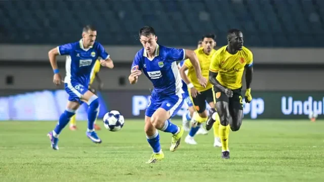 Peralta-Tegaskan-Persib-Siap-Hadapi-El-Clasico-Indonesia