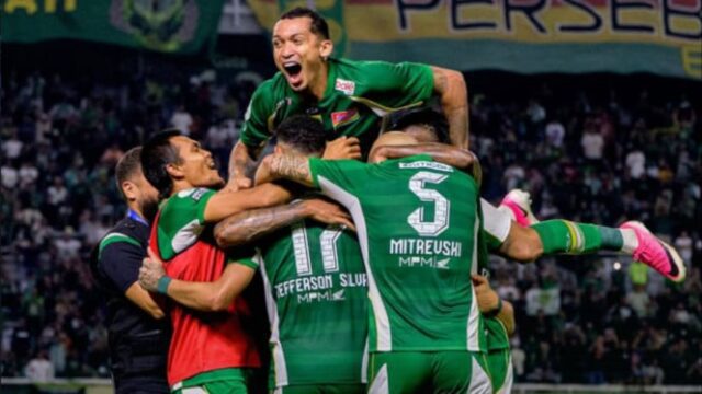 Persebaya-dan-Garudayaksa-FC-Berbagi-Poin-dalam-Duel-Sengit-di-Gelora-Bung-Tomo
